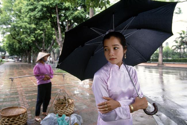 雨中泪，越南经典老歌的魅力